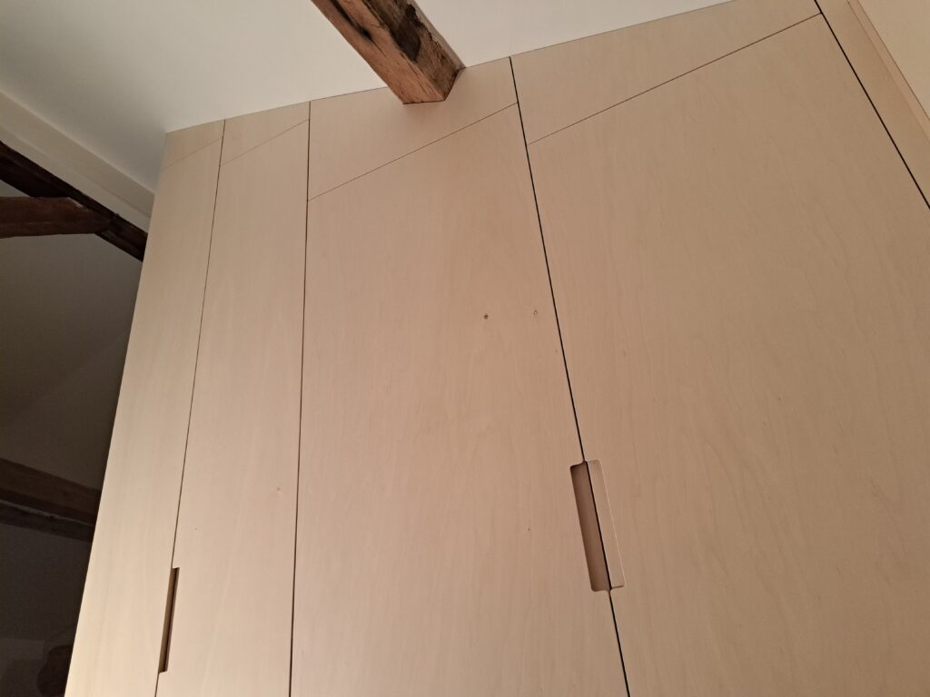 Aménagement, mobilier et agencement sur mesure réalisés par Sébastien Gladu, menuisier à Pont-l’Abbé en Finistère Sud, Bretagne